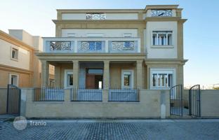 5-комнатный коттедж 480 м² в Кисонерге за 2 700 000 €