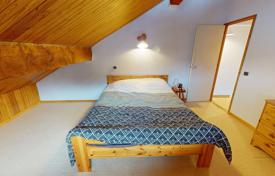 Квартира в Мерибеле, Лез Аллю, Овернь — Рона — Альпы,  Франция за 595 000 €