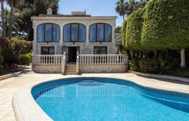 Меблированная вилла с бассейном, садом и видом на море, Хавеа, Испания за 700 000 €