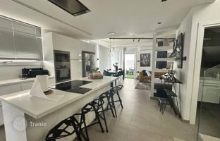 3-комнатный особняк 125 м² в Ливадии за 320 000 €