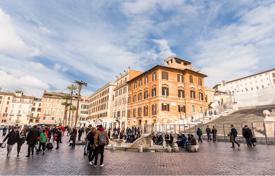 Квартира в Риме, Италия за 3 100 € в неделю