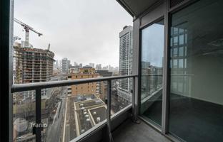 2-комнатная квартира на Шутер-стрит за C$866 000