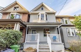 Дом в городе в Олд Торонто, Торонто, Онтарио,  Канада за C$1 409 000