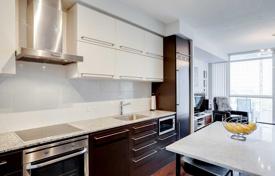 Квартира на Бэй-стрит, Олд Торонто, Торонто,  Онтарио,   Канада за C$1 002 000
