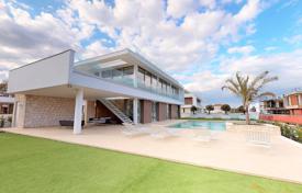 Закрытая резиденция с прямым выходом на пляж, Ларнака, Кипр за От 2 700 000 €