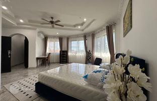5-комнатная вилла 565 м² в Паттайе за $657 000