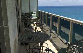 Четырехкомнатная квартира на первой линии от океана в Халландейл Бич, Флорида, США за $999 000