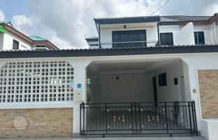 4-комнатная вилла 320 м² в Паттайе за $283 000