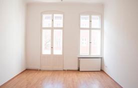 Комфортабельная однокомнатная квартира с балконом в районе Веддинг, Берлин, Германия. Цена по запросу