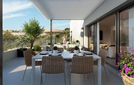 Пятикомнатные апартаменты с просторной террасой в 250 метрах от пляжа, Касарес, Испания за 575 000 €