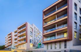 Современные апартаменты в жилом комплексе с бассейном, Стамбул, Турция за $271 000