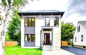 Дом в городе в Восточном Йорке, Торонто, Онтарио,  Канада за C$2 224 000