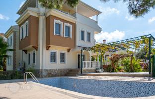 5-комнатная вилла 325 м² в Инжекуме за 24 432 000 TRY