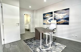 3-комнатная квартира 137 м² в Ольяне за 417 000 €