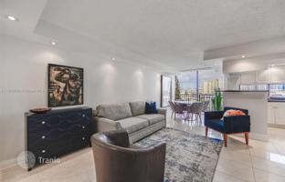 1-комнатная квартира в кондо 59 м² в Санни Айлс Бич за $325 000