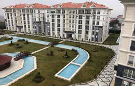 Квартира в Бейликдюзю, Стамбул, Турция за $246 000