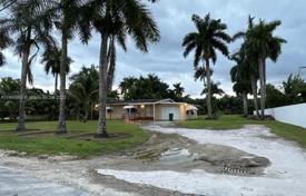 Земельный участок в Майами, США за 1 400 000 €