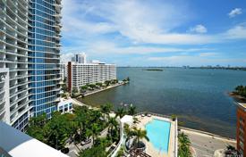 Стильные апартаменты с видом на океан в резиденции на первой линии от пляжа, Майами, Флорида, США за $1 050 000