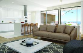 Трехкомнатная квартира в новом комплексе недалеко от океана в Албуфейре, Фару, Португалия за 415 000 €
