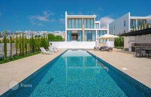 3-комнатная вилла 300 м² в Пафосе за 2 200 000 €