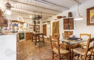 5-комнатная вилла 552 м² в Бенаависе за 2 395 000 €