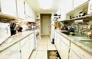 2-комнатная квартира в кондо 104 м² в Хайалии за $275 000