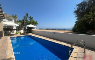 3-комнатная вилла 160 м² в Фамагусте за 750 000 €