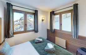 Квартира в Мерибеле, Лез Аллю, Овернь — Рона — Альпы,  Франция за 820 000 €