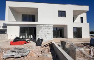 4-комнатная квартира 96 м² в Водице (Хорватия) за 285 000 €