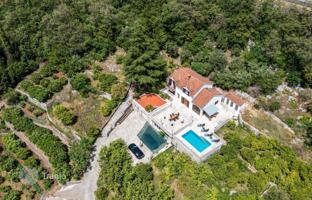 3-комнатная вилла 180 м² в Дубровнике. Цена по запросу