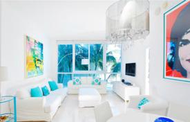Уютная квартира с видом на океан в резиденции на первой линии от пляжа, Майами-Бич, Майами, США за $1 048 000
