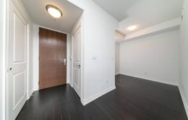 2-комнатная квартира в Янг-стрит, Канада за C$804 000