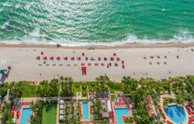 Меблированный пентхаус в классическом стиле у песчаного пляжа, Санни-Айлс-Бич, Флорида, США за 5 489 000 €