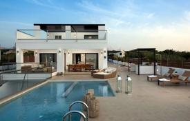 Элитная двухэтажная вилла в 200 м от пляжа в Ханье, Крит, Греция за 7 000 € в неделю
