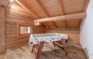 16-комнатный особняк 611 м² в Савойе за 1 596 000 €