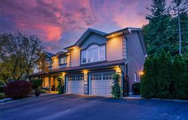 Дом в городе в Этобико, Торонто, Онтарио,  Канада за C$1 849 000