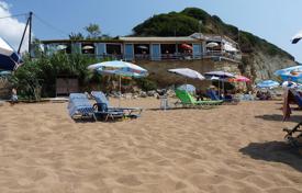 Новая вилла в 70 метрах от оборудованного пляжа, Лефкими, Корфу, Ионические острова, Греция за 2 900 € в неделю