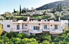 Двухуровневая вилла с пышным садом в Нафплионе, Пелопоннес, Греция за 475 000 €