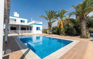 4-комнатная вилла 153 м² в Фамагусте за 850 000 €