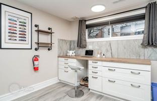 5-комнатный дом в Скарборо за C$1 203 000
