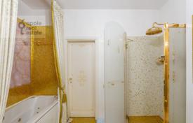 2-комнатная квартира 80 м² в Москве, Россия за $1 600 в неделю