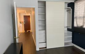 Квартира на Мертон-стрит, Олд Торонто, Торонто,  Онтарио,   Канада за C$895 000