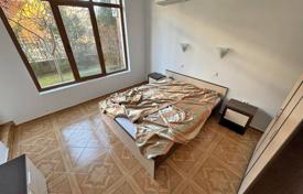 Уютная квартира с одной спальней
в престижном комплексе в тихом районе курорта Солнечный Берег за 60 000 €