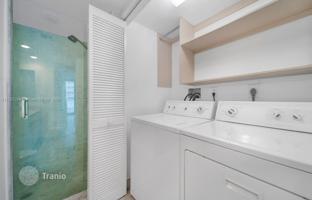 2-комнатная квартира в кондо 136 м² в Коллинз-авеню за $920 000