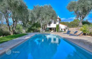 Просторная современная вилла с бассейном и великолепным садом в Мужене, Лазурный Берег, Франция за 2 950 000 €