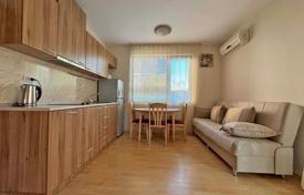 Уютная стильная квартира с 1 спальней на курорте Солнечный берег за 53 000 €