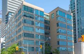Квартира на Эглинтон-авеню Восток, Торонто, Онтарио,  Канада за C$859 000