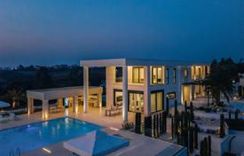 Эксклюзивная вилла с двумя бассейнами и садами в 50 метрах от пляжа, Неа Мудания, Халкидики, Греция за 14 000 € в неделю