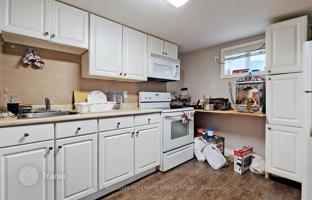 6-комнатный дом в Йорке за C$1 312 000
