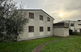 Дом в городе в Медулине, Истрийская жупания, Хорватия за 700 000 €